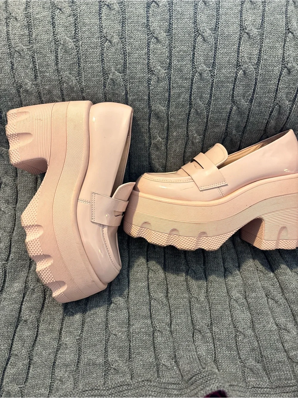 Rouge Helium Shorty Pink Patent Chunky Lug Sole Platform Penny Loafers Sz 6